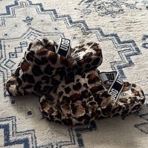 UGG Kids Leopard Print Fuzzy Slippers